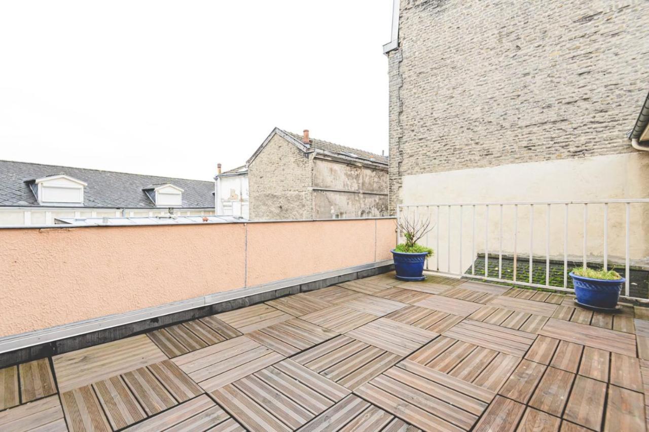 Appartement Lumineux Proche Cathedrale Reims Exteriör bild