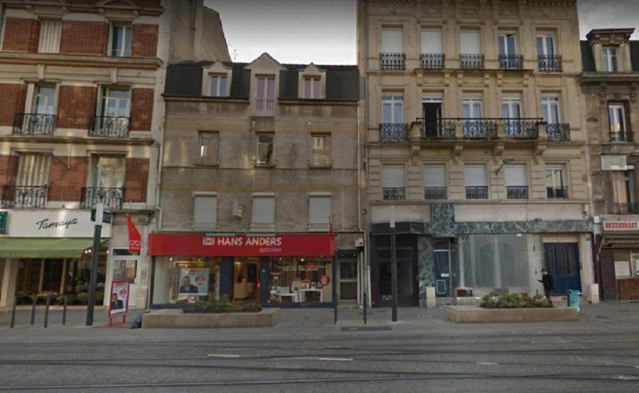 Appartement Lumineux Proche Cathedrale Reims Exteriör bild